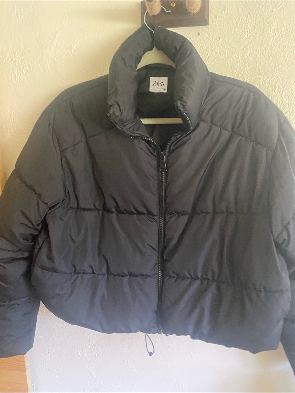 ZARA Black Cropped Puffer Jacket
